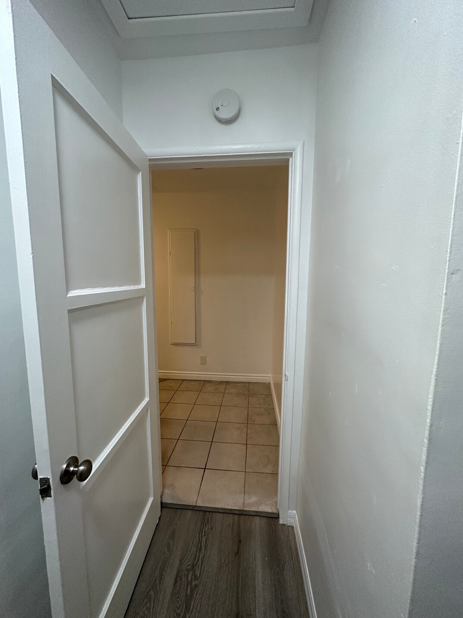 Building Photo - 10418 El Rancho Dr