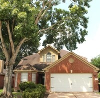 Building Photo - 1914 Wildwood Ridge Dr