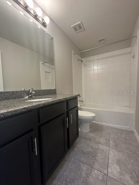 Building Photo - 7130 Summer Holly Pl
