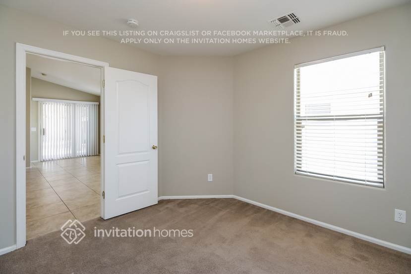 Building Photo - 28940 N Coal Ave