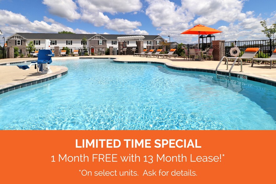 LIMITED TIME SPECIAL: 1 Month FREE with 13 Month Lease!* *On select units. Ask for details. - Universal at Mountain View