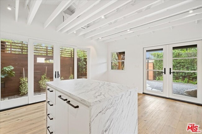 Building Photo - 4027 Moore St