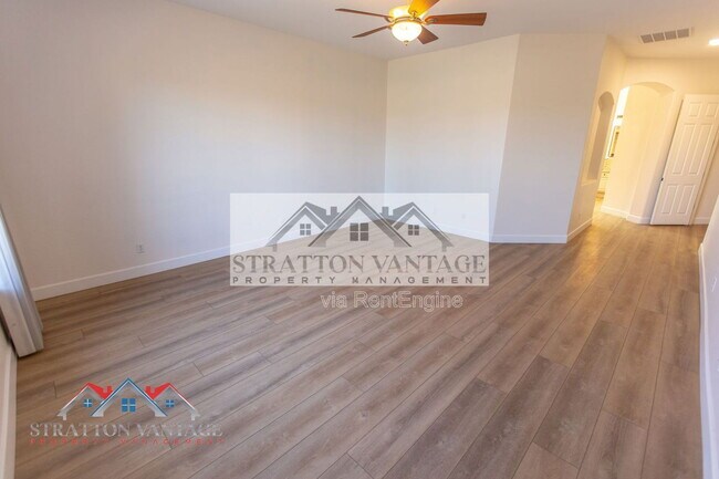 Building Photo - 13458 W Coronado Rd