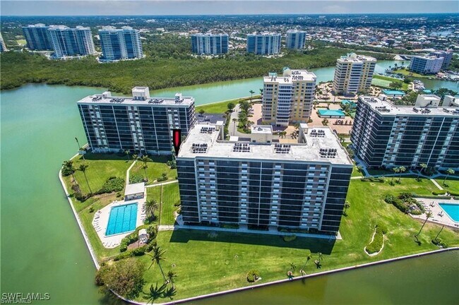 Building Photo - 15 Bluebill Ave