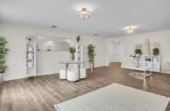 Building Photo - 11971 Cypress Key Way