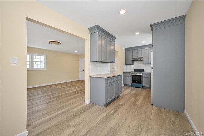 Building Photo - 9526 243rd St