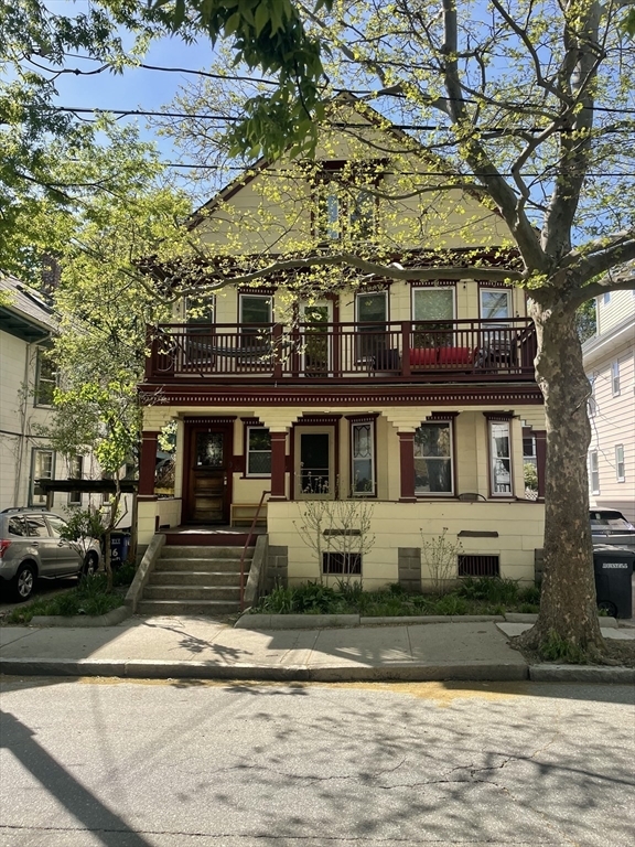 Primary Photo - 20 Burnham St