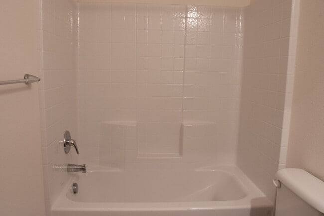 Building Photo - Spring Break Special - Move in NOW!!! and stay one month free