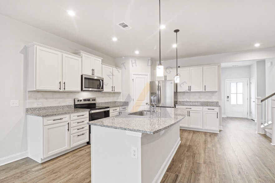 Building Photo - 124 Danner Dr