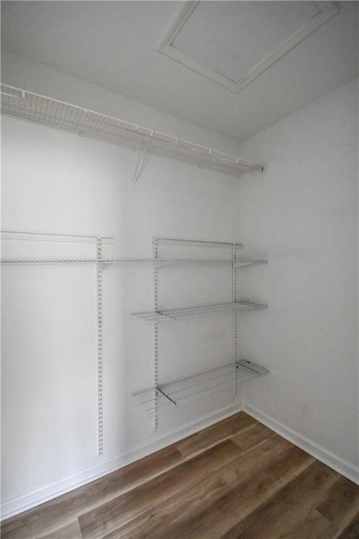 Building Photo - 3338 Sims St