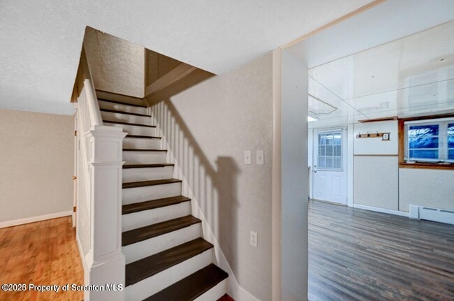 Building Photo - 1326 Winton St