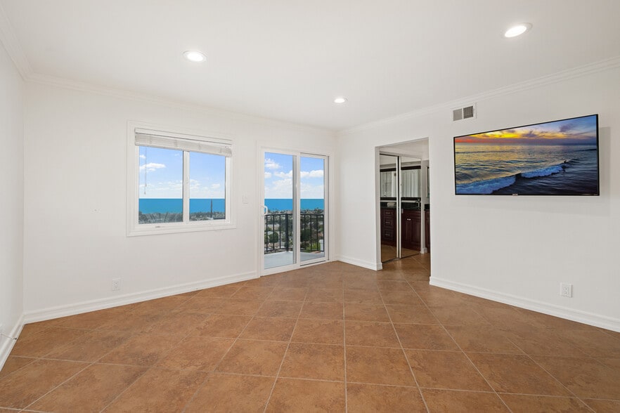 Building Photo - 4013 Via Manzana