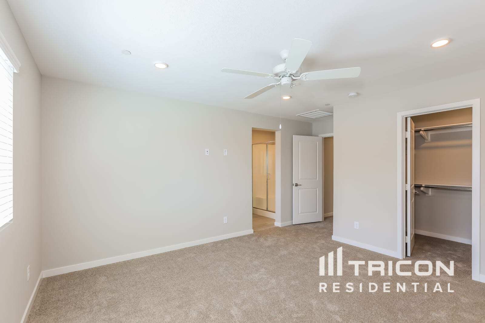 Building Photo - 31570 Dwight Dr