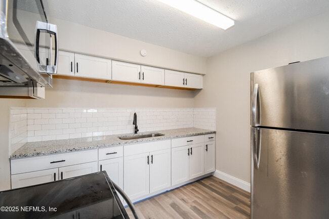 Building Photo - 9412 Norfolk Blvd