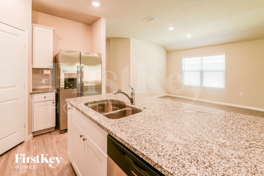 Building Photo - 4419 Meadowland Pl