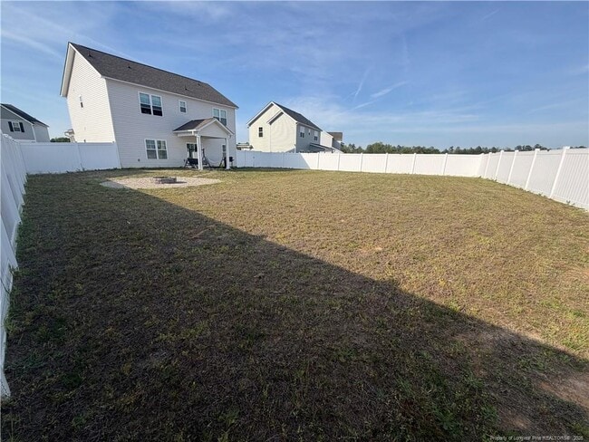 Building Photo - 152 Carr Ln