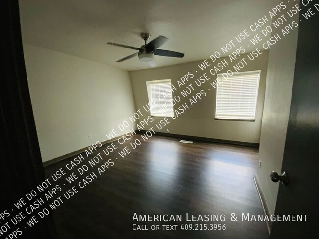 Building Photo - Beautifully updated & Move In Ready!