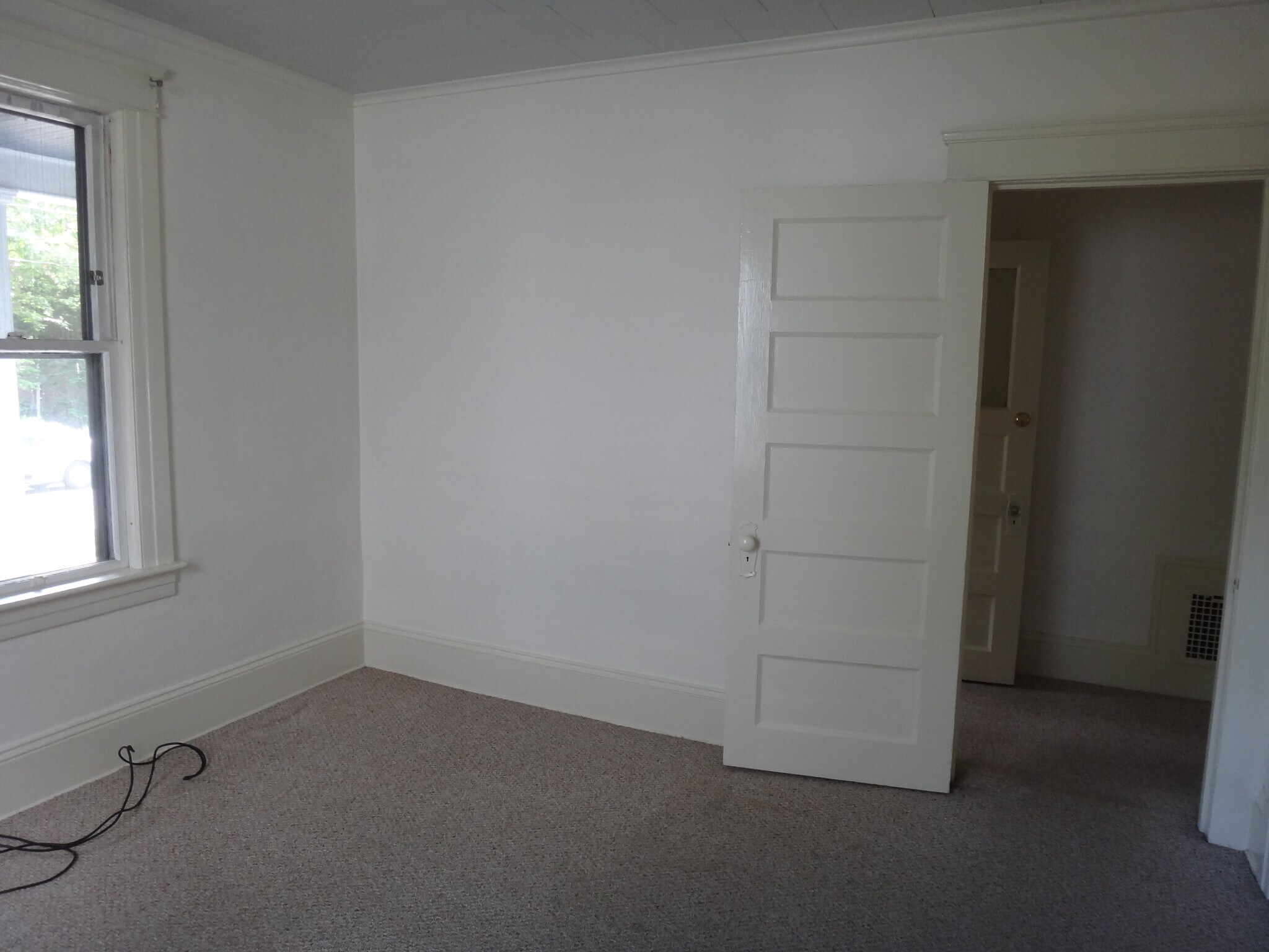 Building Photo - 52 Revell Ave