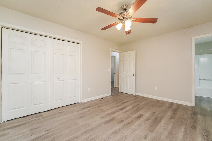 Building Photo - 2194 Cherokee Valley Cir