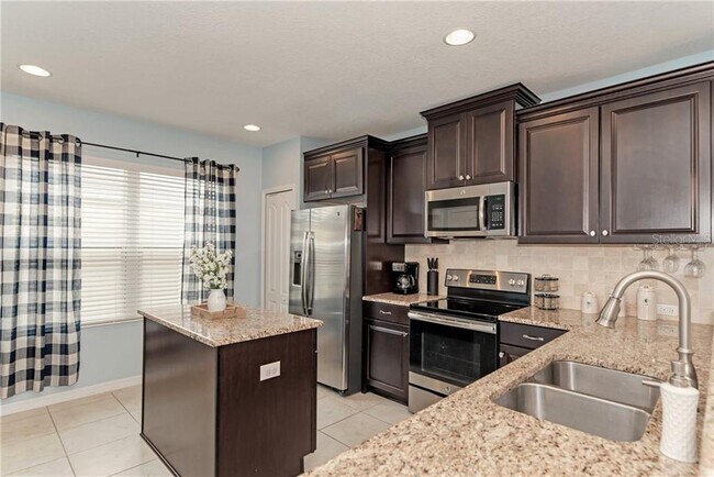 Building Photo - 12467 Sagewood Dr