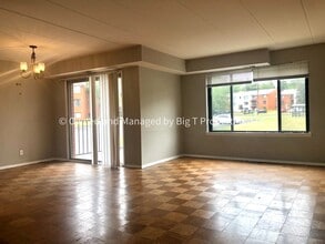 Building Photo - Large 1 Bedroom 1 Bath in Leesburg