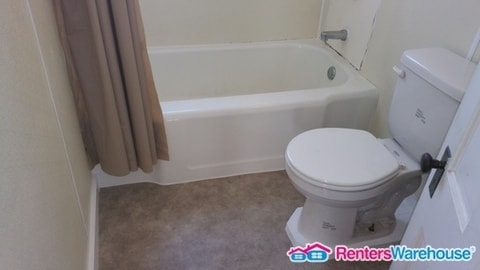 Building Photo - 224 S Park St