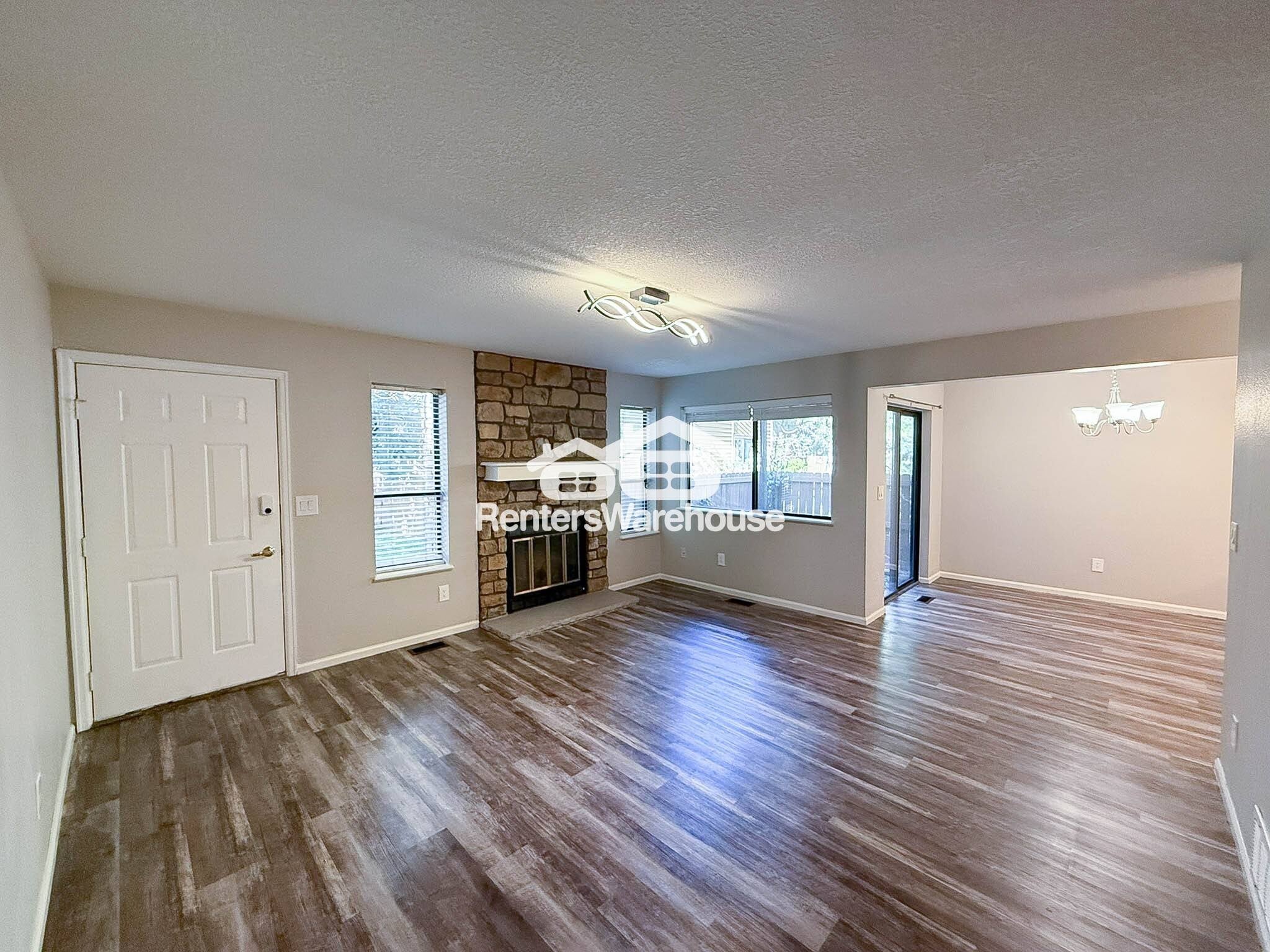 Building Photo - 6233 Willow Ln