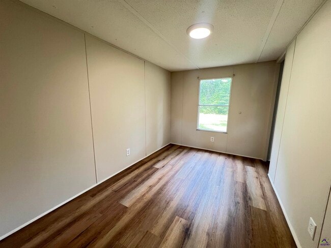 Building Photo - 1018-1247 GA-247