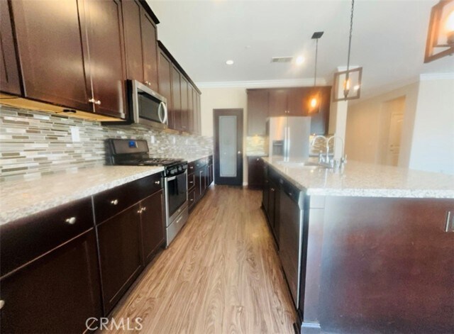 Building Photo - 24413 Comanche Creek Dr