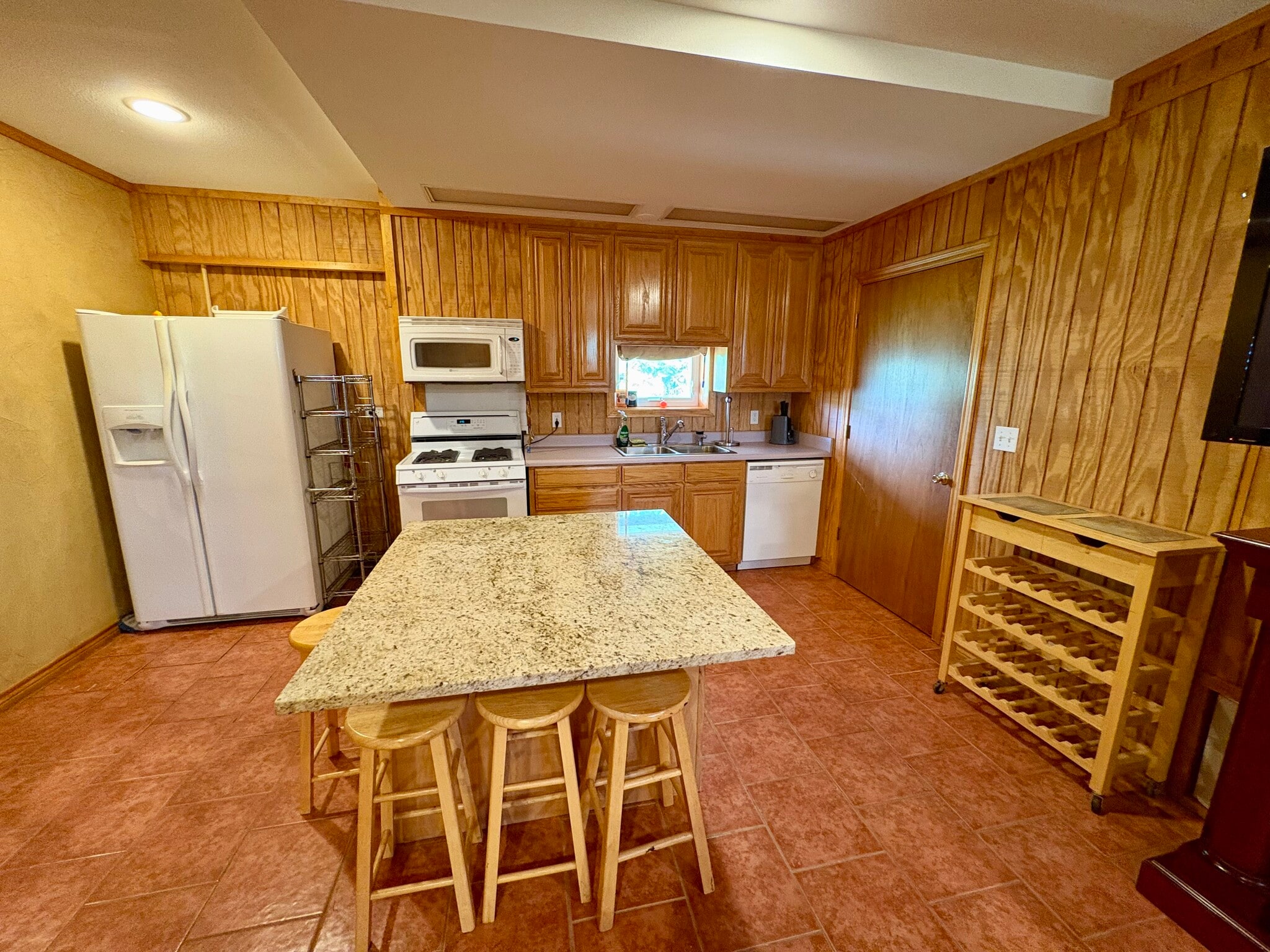 Building Photo - 3166 S FM 730