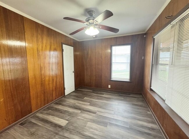 Building Photo - 110 Marek Rd