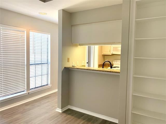 Building Photo - 5100 Verde Valley Ln