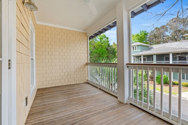 Building Photo - Mingo