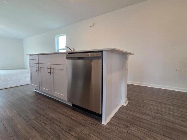 Building Photo - 8066 SW 44th Terrace