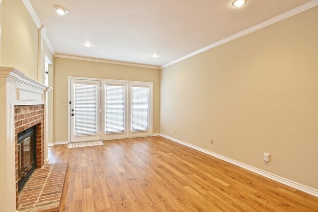 Building Photo - 148 Cobblestone Row