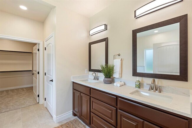 Building Photo - 1504 Sandpiper Ln