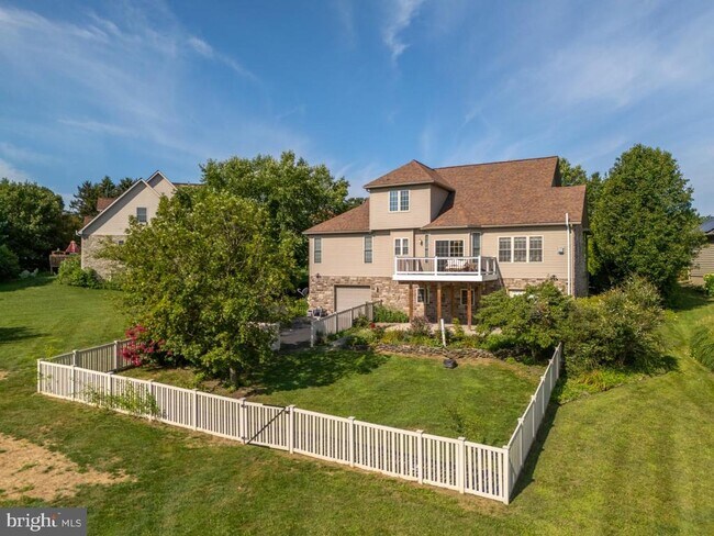 Building Photo - 1458 Highfield Ct