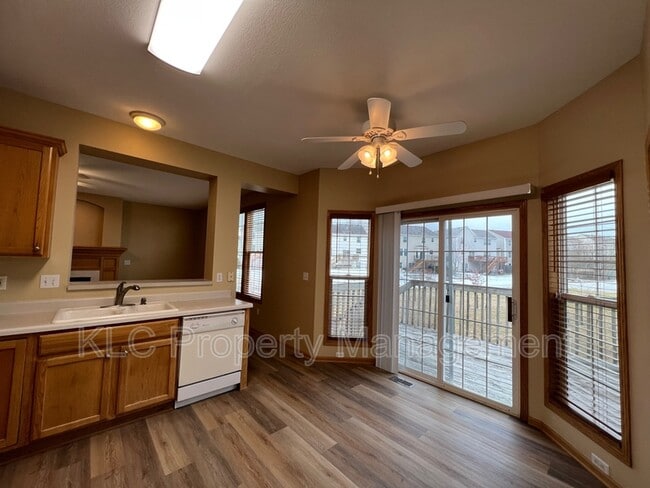 Building Photo - 7764 Beech Tree Ln