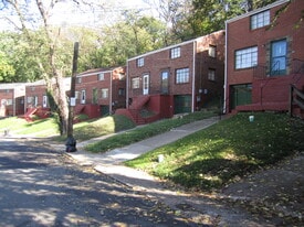 Building Photo - 664 Princeton Blvd