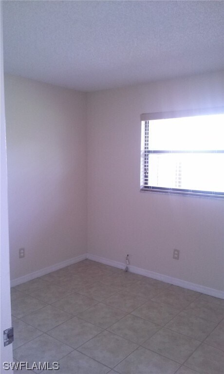 Building Photo - 6182 Principia Dr