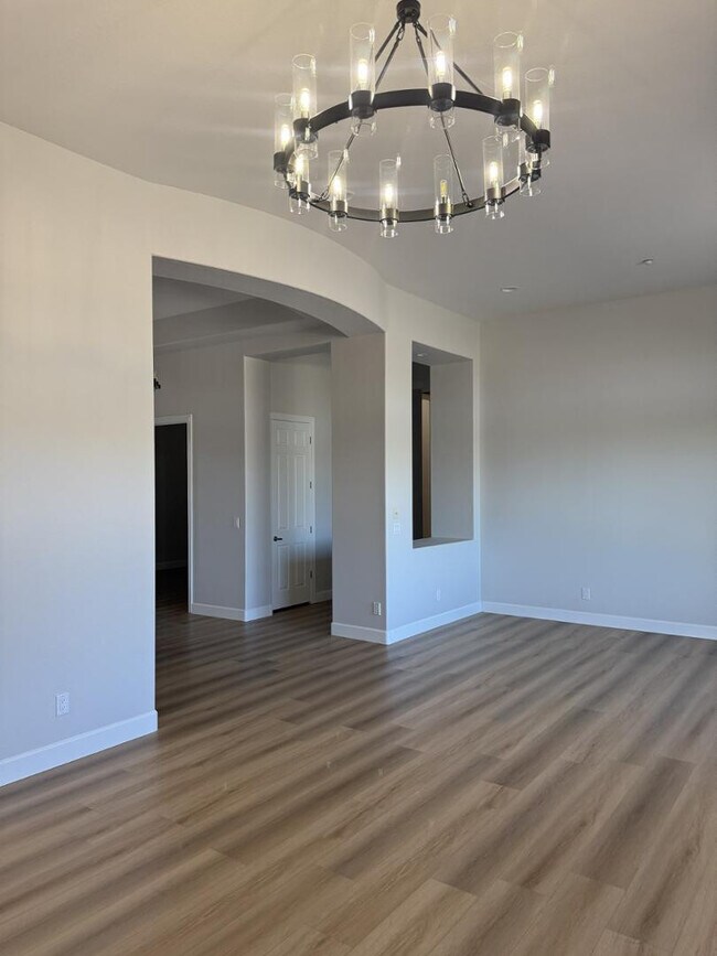 Building Photo - 42107 N Mountain Cove Dr