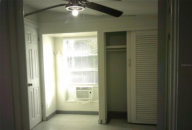 Building Photo - 1060 65th St S