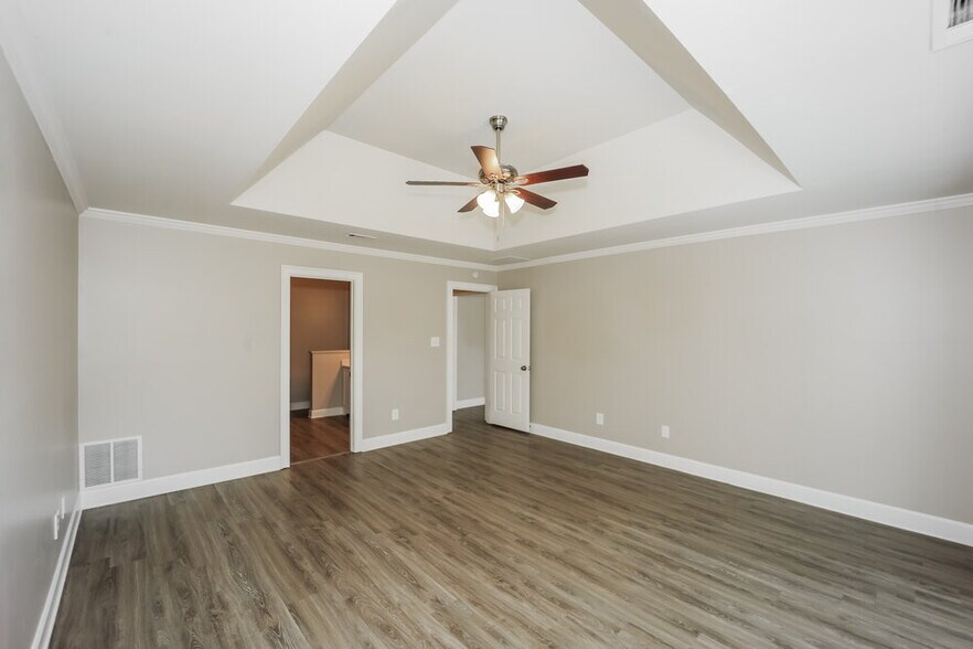 Building Photo - 110 Glenridge Dr