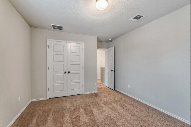 Building Photo - 3651 Sandy Brook Dr