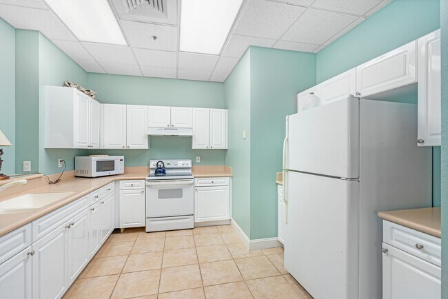 Building Photo - Experience coastal living at its finest in...