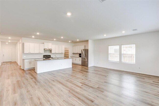 Building Photo - 2113 Guntersville Bnd