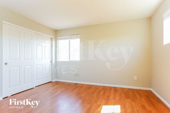 Building Photo - 15857 E 107th Way