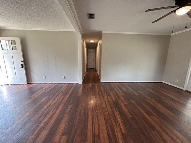 Building Photo - 5710 5th St