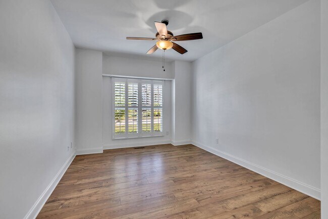 Building Photo - Stunning rental home on a premium lot in s...