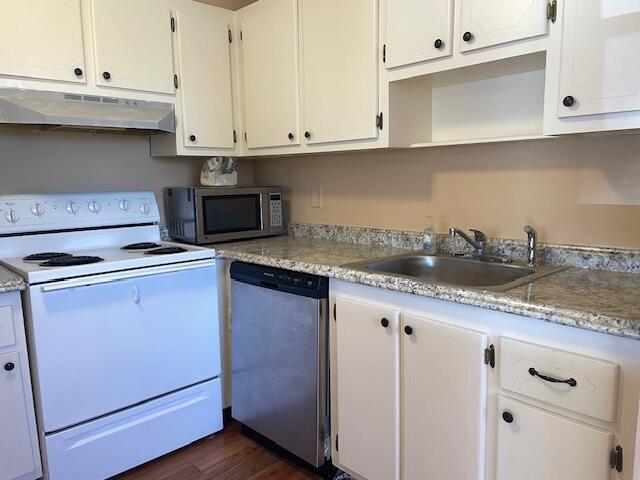 Building Photo - 610 Saxony Ln